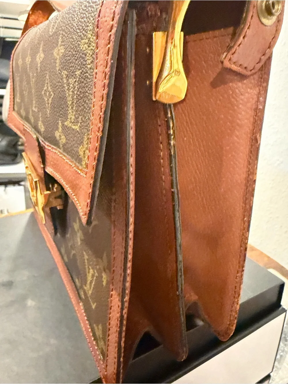 Authentic Louis Vuitton Dauphine Bag